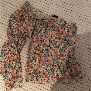 Asymmetric top in Multicolor